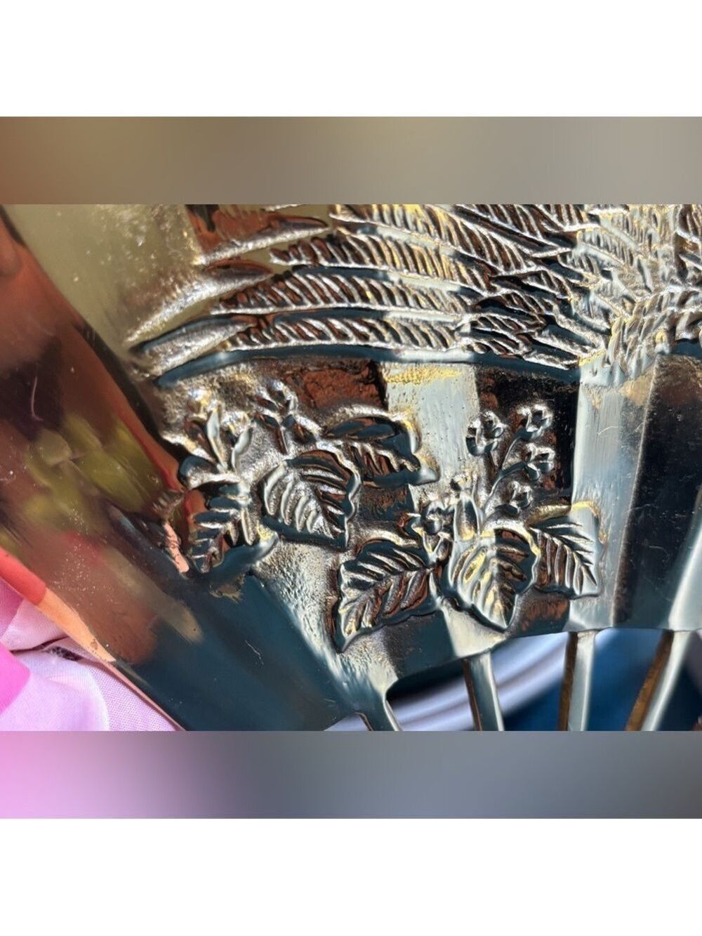 VINTAGE Taiwan ROC Gold Tone Phoenix Fan • Ornate Relief Art • Prosperity Decor - Picture 6 of 16